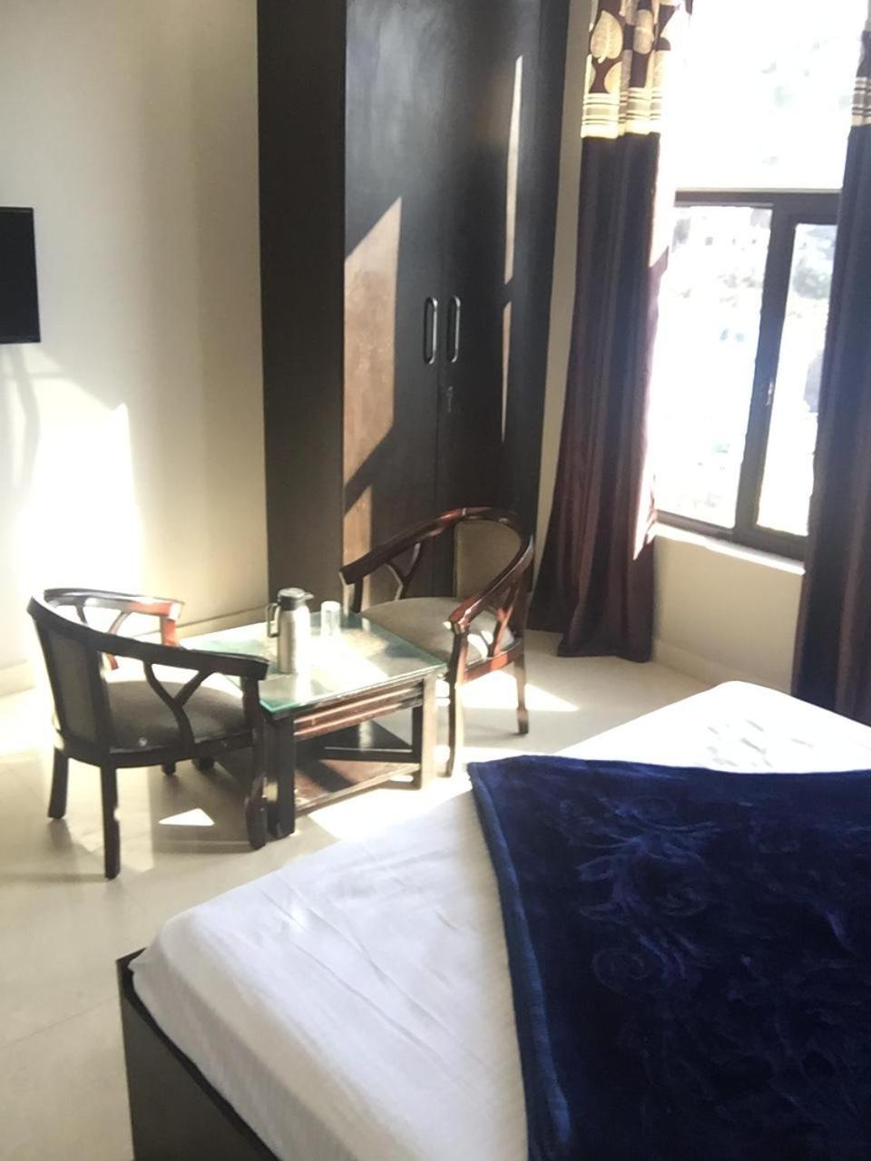 Hotel-78 Pithoragarh ภายนอก รูปภาพ