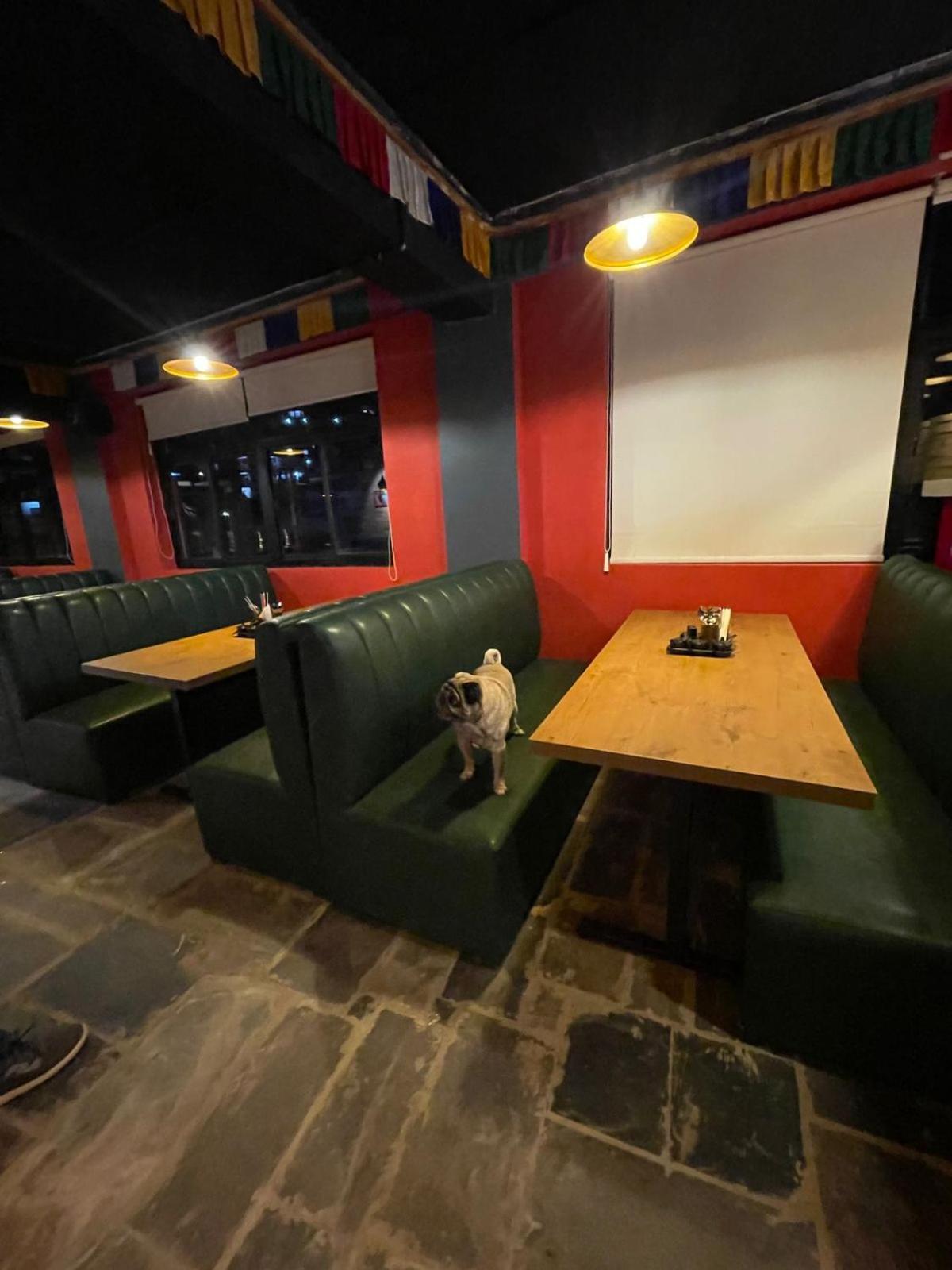 Hotel-78 Pithoragarh ภายนอก รูปภาพ